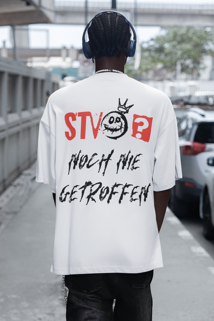 STVO? NOCH NIE GETROFFEN - Oversized Herren T-Shirt